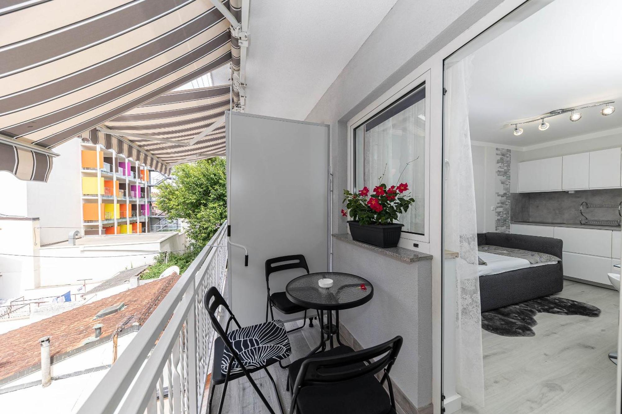 Apartment Erik Crikvenica Esterno foto