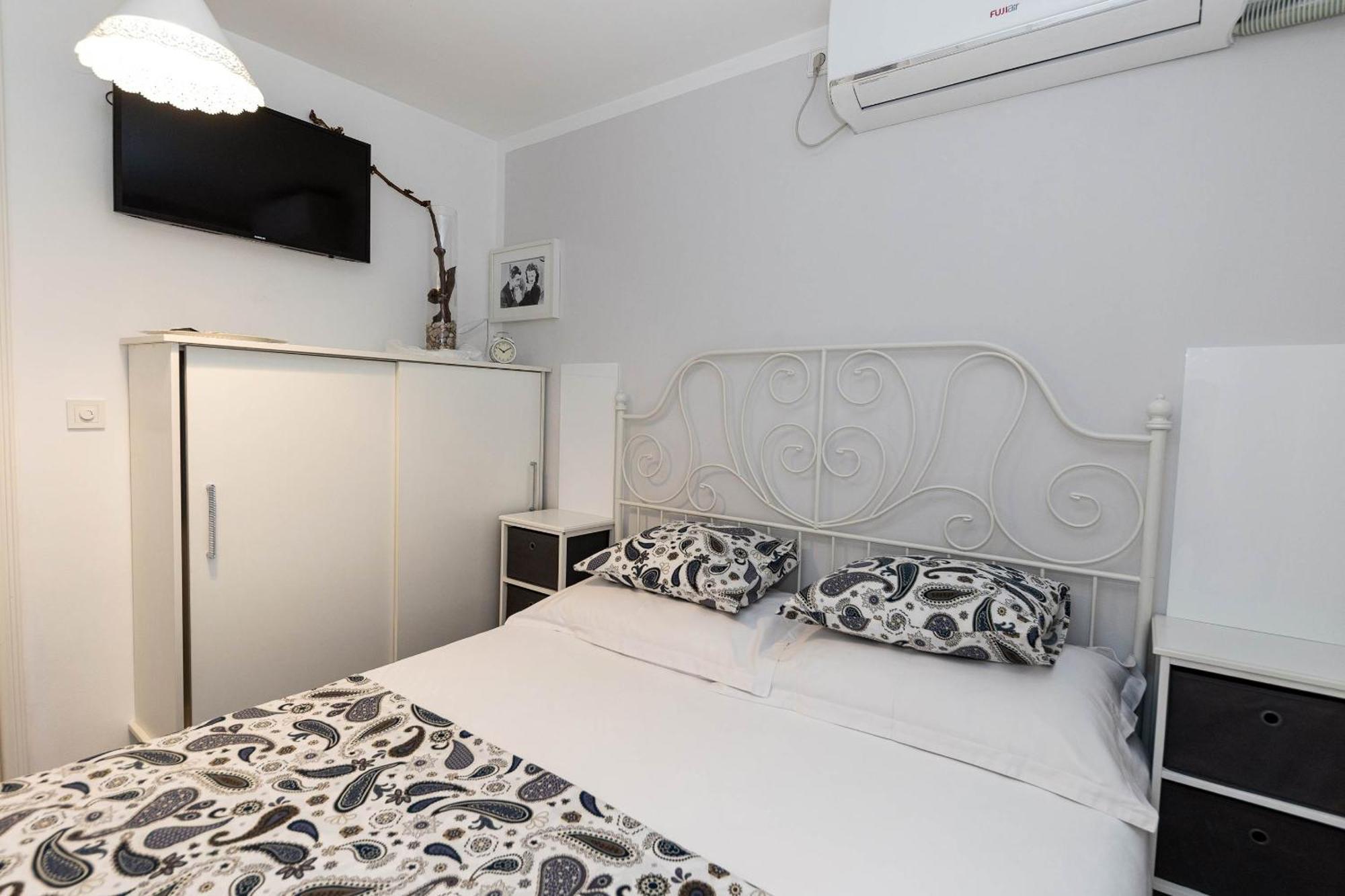 Apartment Erik Crikvenica Esterno foto